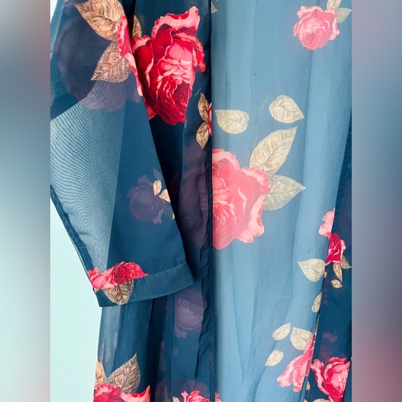 RED ROSES CHIFFON OVERCOAT - Picture 2 of 3